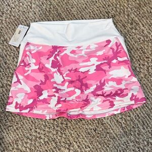 NWT Faye & Florie Pink Camouflage athletic skirt